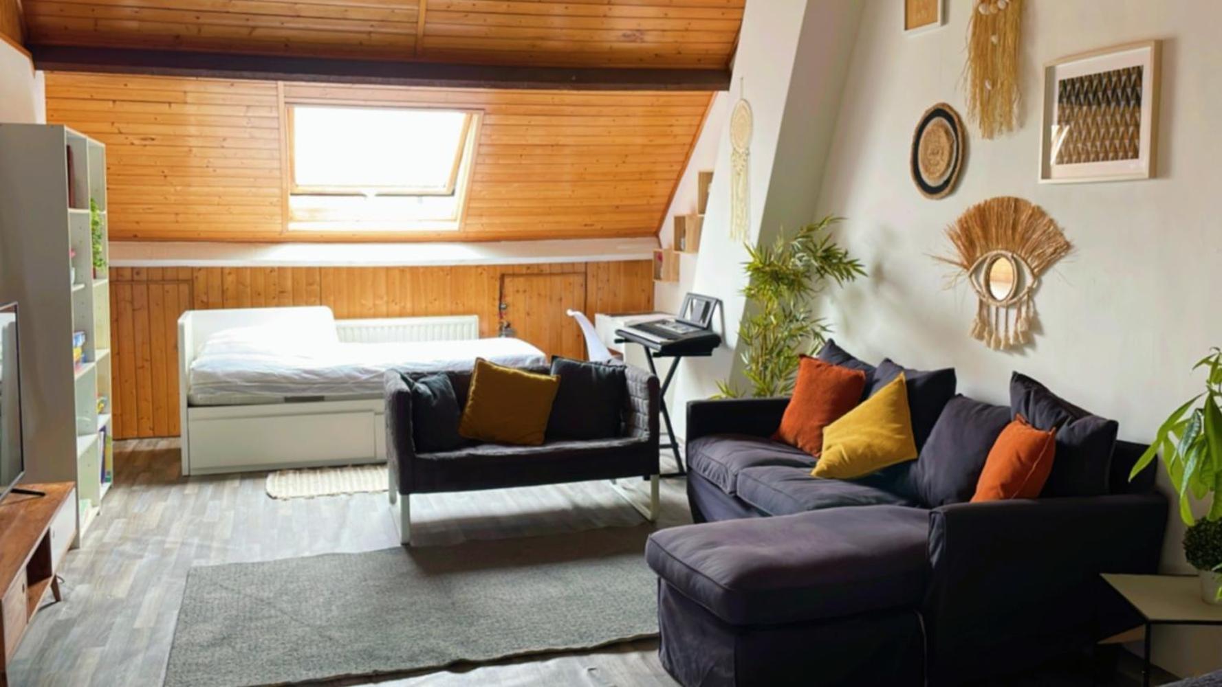 Cosy Place Near Atomium With Parking Apartment
